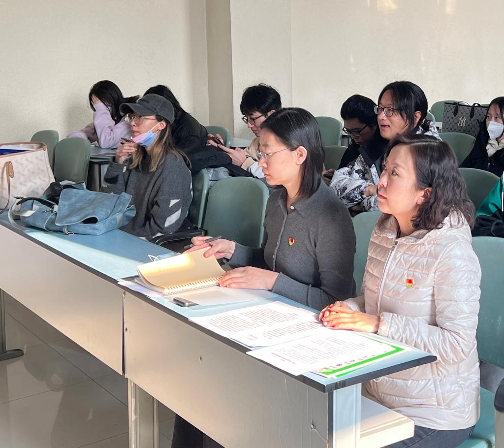 乐鱼博彩
2020级、2022级召开2023年春季学期第一次班会